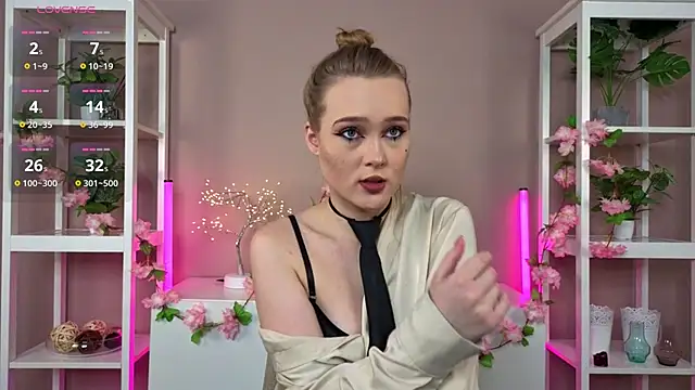 vanessalightdiamond - VanessaLightDiamond's free webcam - UK Sex Cams