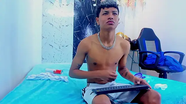 iaan_commerford - Iaan_commerford's free webcam - UK Sex Cams