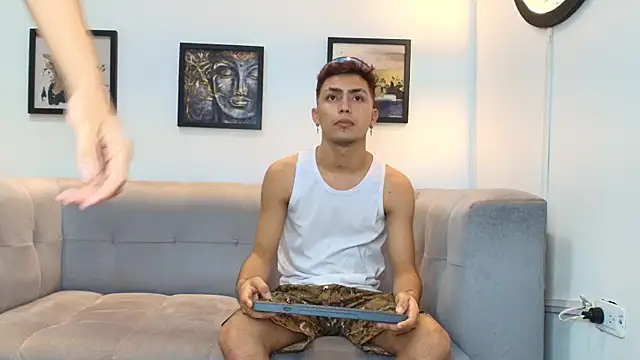 AVENGER_BOYS2026 webcam