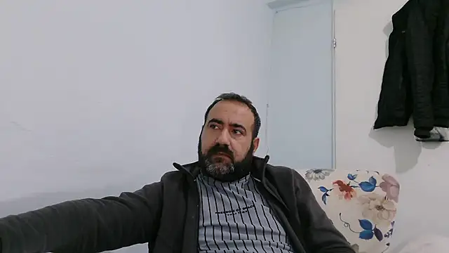 big_snakee (Ask my age) - Does anyone want sperm? :wanker: