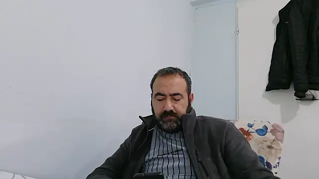 big_snakee (Ask my age) - Does anyone want sperm? :wanker: