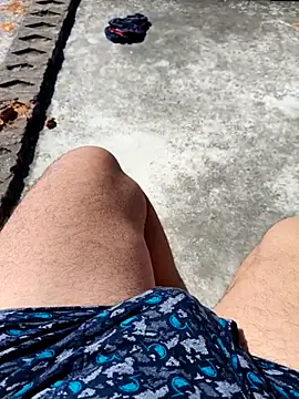 desi_rockstarr (M mature) - Risky full nude near friends see😱