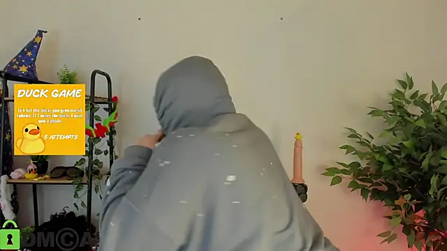 mia_r0ss (F young) - I love moustache