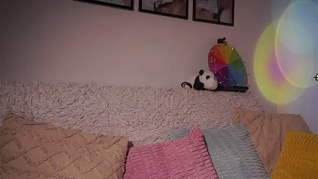 edlinhargus (F teen) - make mood for my nipples