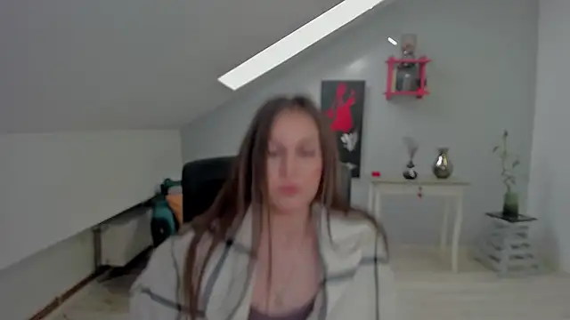 louannahart - LouannaHart's free webcam - UK Sex Cams