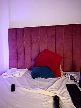 rominaareyes - RominaaReyes's free webcam - UK Sex Cams