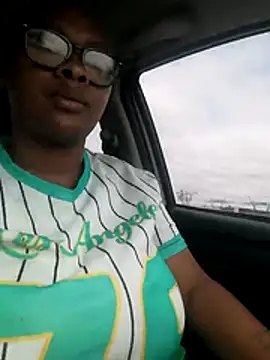 cutehoney92 - CuteHoney92's free webcam - UK Sex Cams