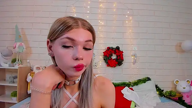 blondy_fina (T teen) - 💘 show dick  💘