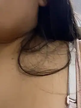 lucerorm (F young) - Dildo en 4