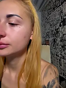 kylie_blck (Ask my age) - Spank Ass+1SurpriseVideo