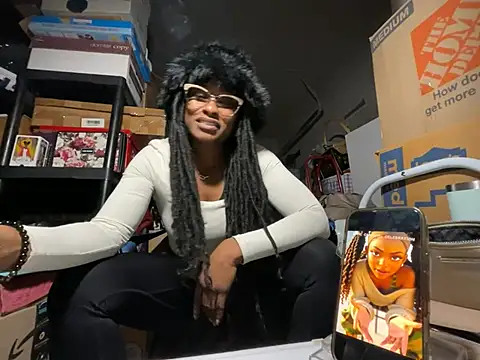 wynterheat (F milf) - ✨2 tokens per tip✨ 💧shower show💦