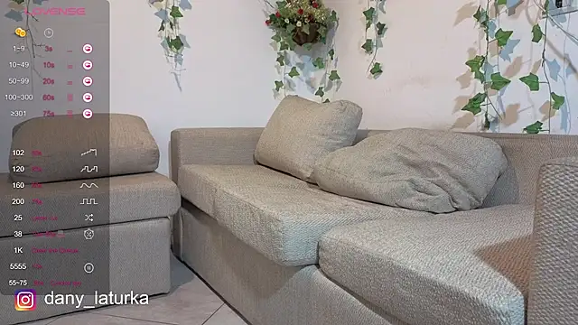 bellydancerhot (F milf) - Lovense lush in ass