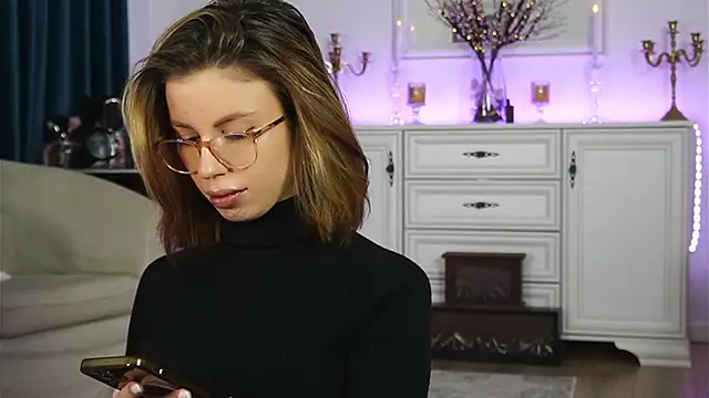 ivyleague_ (F young) - Sensual feeling..