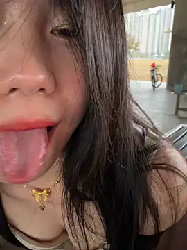 美女ella-ys在线直播