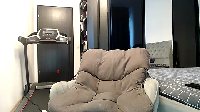 cyprian86 (Ask my age) - morning cum !!