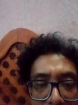 ohyoguirivay webcam stripchat model stream image