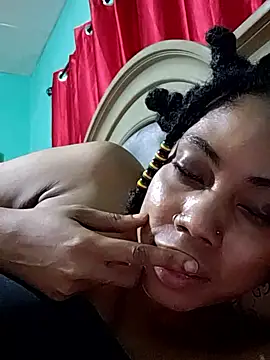 HONEYSWEETS_LIVE webcam