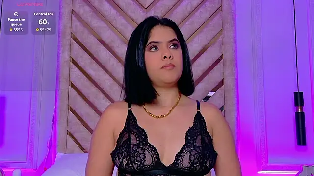 Martina-Roberts- webcam