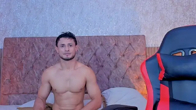 Adonys_Lewis_ webcam