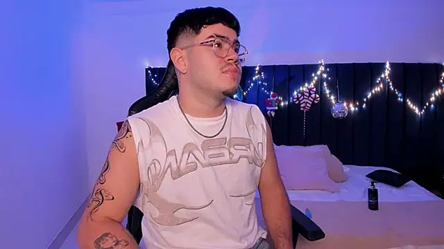 thiago_occonor webcam stripchat model stream image