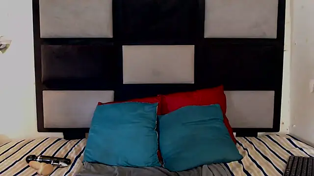 freaky-boobs (F young) - fuck dildo