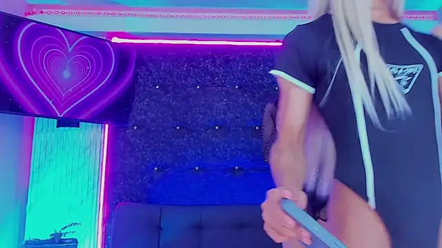 queens_wonders_blonders (Ask my age) - 🎀🦋MAKE US HAPPY AND HORNYS GIRLS 🦋🎀