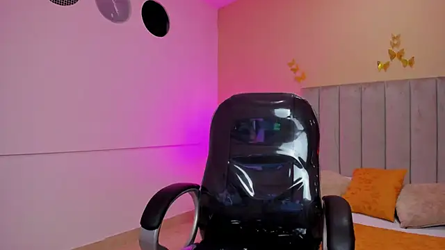 nascary_fox - Nascary_Fox's free webcam - UK Sex Cams