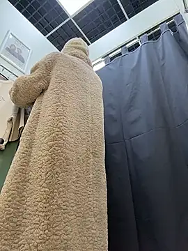 dollytall (F young) - Massage little pussy when driving