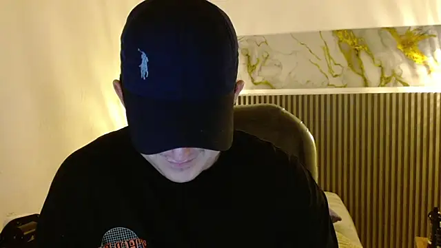 lancelot_19 (M twink) - fuck my hole hard