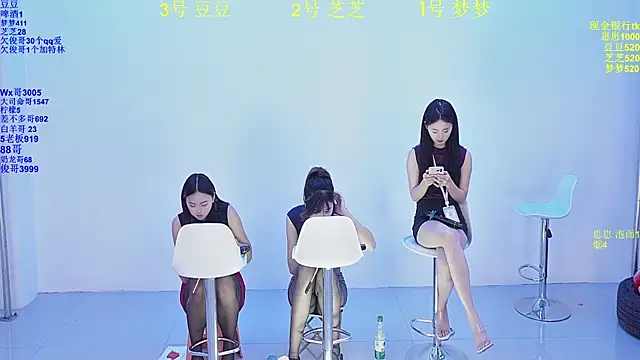 happpy-001 - Happpy-001's free webcam - UK Sex Cams