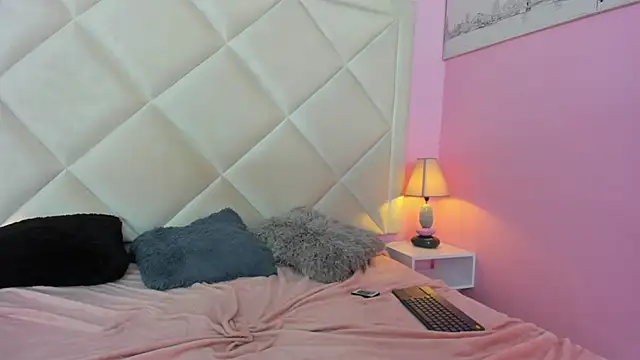 littlefreyaa (F teen) - Full naked masturbation 💥