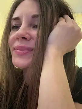 luciemack - LucieMack's free webcam