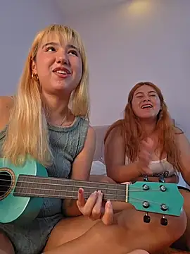 Pinkie_Princes Live Webcam on Stripchat