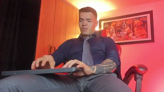 ALPHA_DOMINUS_ live cam screenshot male on PornAJ – Adult Videos, Live Cams & Chat