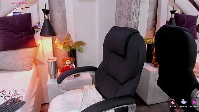 free live chat Megan-8