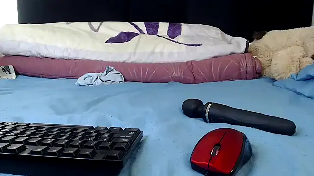 busty-londie - Busty-Londie's free webcam - UK Sex Cams