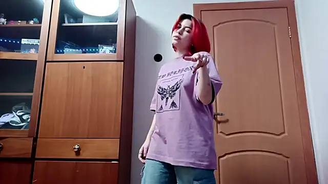 Evakpoplover webcam stripchat model stream image