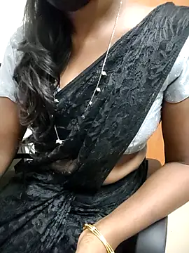 tamilmallu-duskygirl03 (F young) - 🥳 Boobs Oil Massage✨️