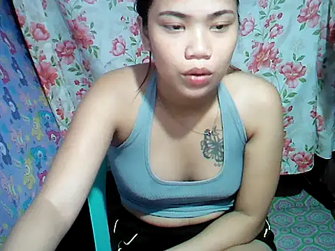 Milkytits_Yum00 webcam