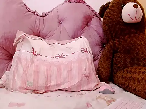 fiona_y (F young) - Let Me Ride Your Hard Cock 😋😋