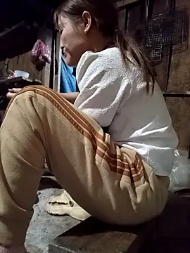 lee-thee (F young) - Tìm anh yêu ở đâu