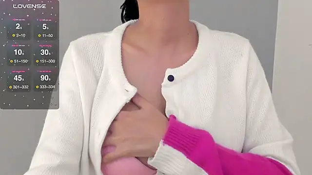 abigail_ab (F young) - Hey   :heart: :hideeyes: