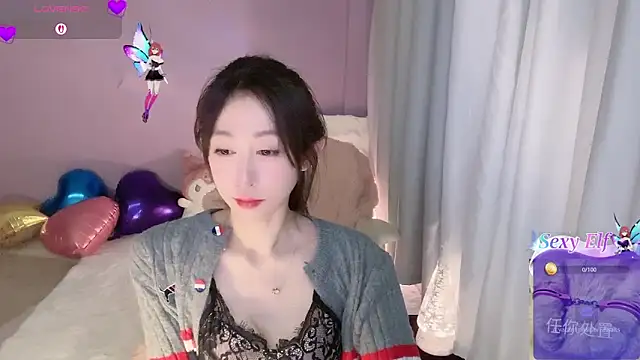 fayebae_11 (F young) - 🔥 下腰抹胸🐻Bend over and touch my boobs