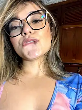 Webcam Model (Xxx_Amy) is live