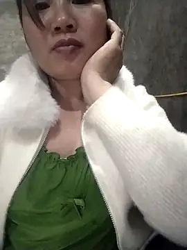 minssa502 - MINSSA502's free webcam - UK Sex Cams