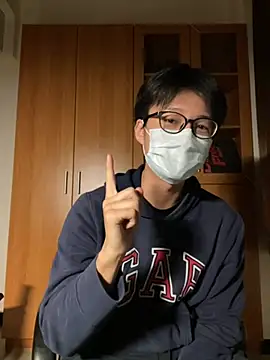 h4779150 Live Webcam on Stripchat