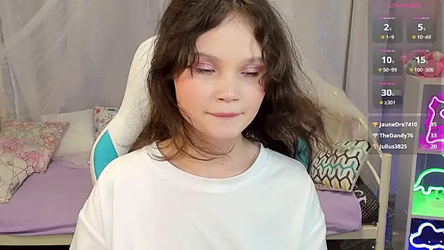 emilychaves - EmilyChaves's free webcam