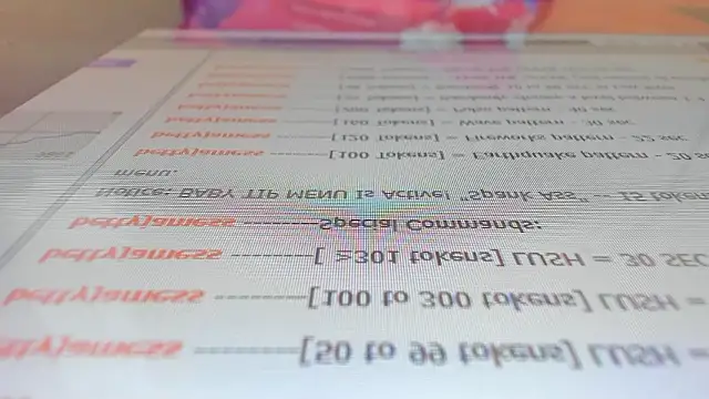 bettyjamess (F young) - naked pussy and spreand + squirt +toys