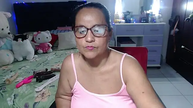 pervert_mommy_ (F mature) - cum for you my love