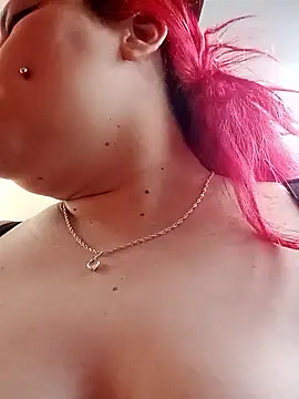 Bruja__Scarlata webcam